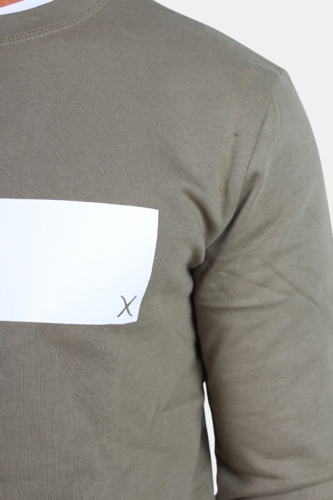 Clean Cut Logo Sweat Dusty Green