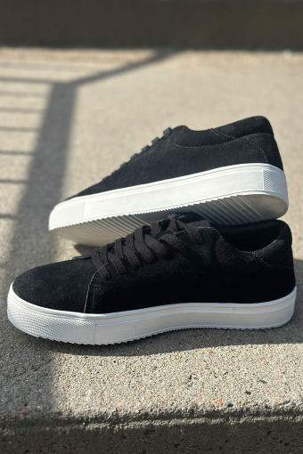 Liberty Sneaker Suede Black